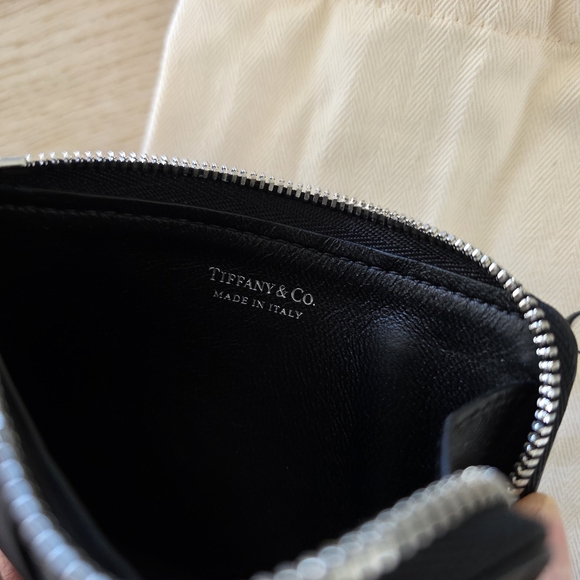 NWT Tiffany & Co. Black Leather Credit Card Holder - Picture 4 of 4